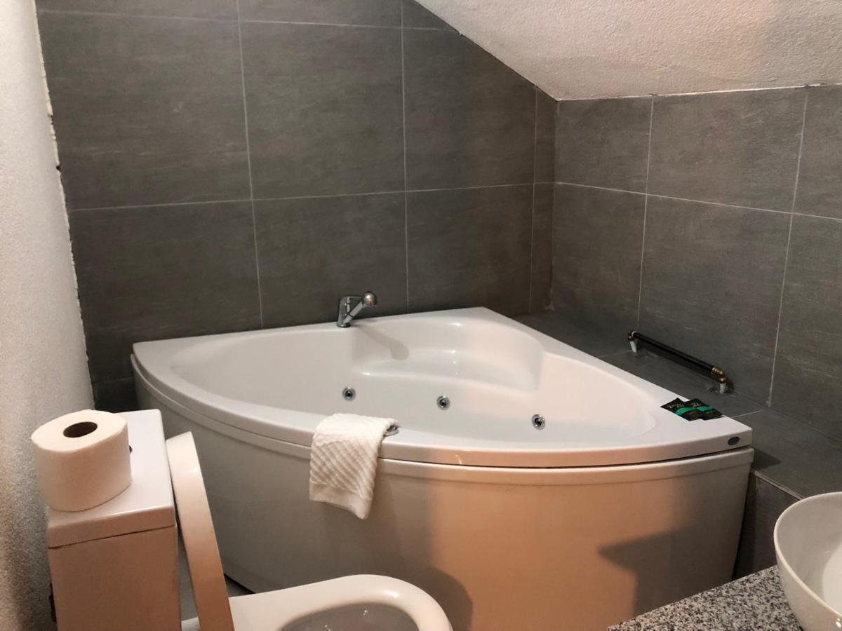 Attico Spa Крагуєваць Екстер'єр фото